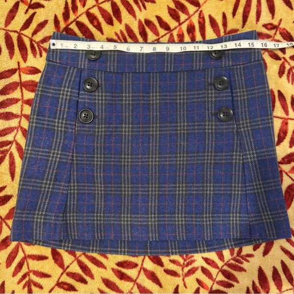 GAP - Picture 4 of 5